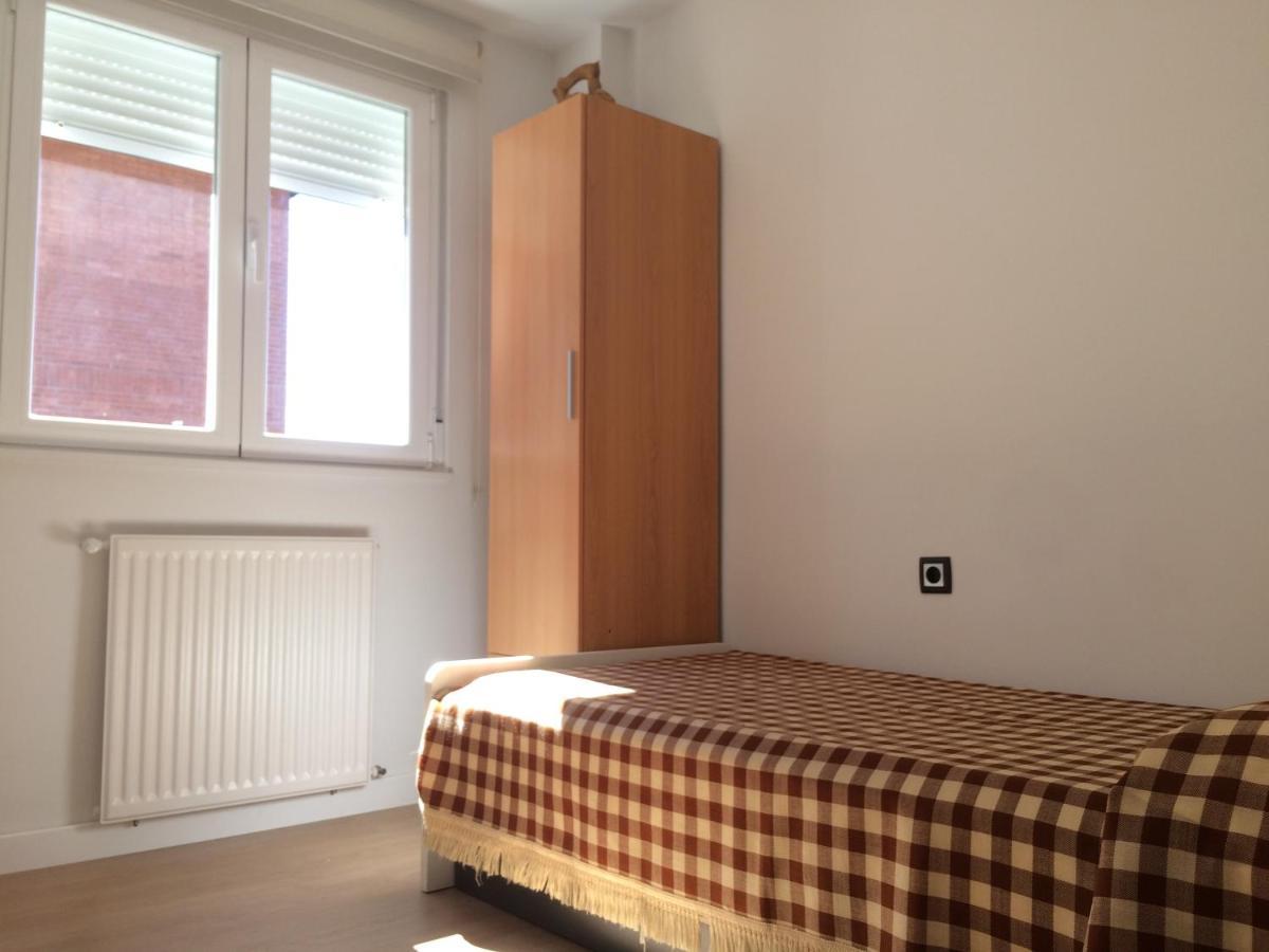 Vut Santa Marta Leilighet Santa Marta de Tormes Eksteriør bilde